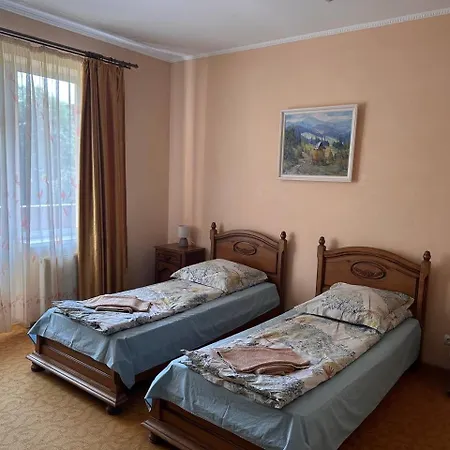 Hotel Gortenziya Polyana (Transcarpathia)