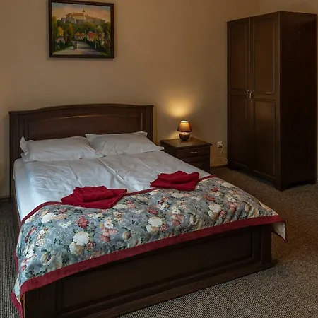 Hotel Gortenziya Polyana (Transcarpathia)